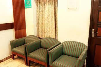Oyo 1224 New Alipore Kolkata Luaran gambar